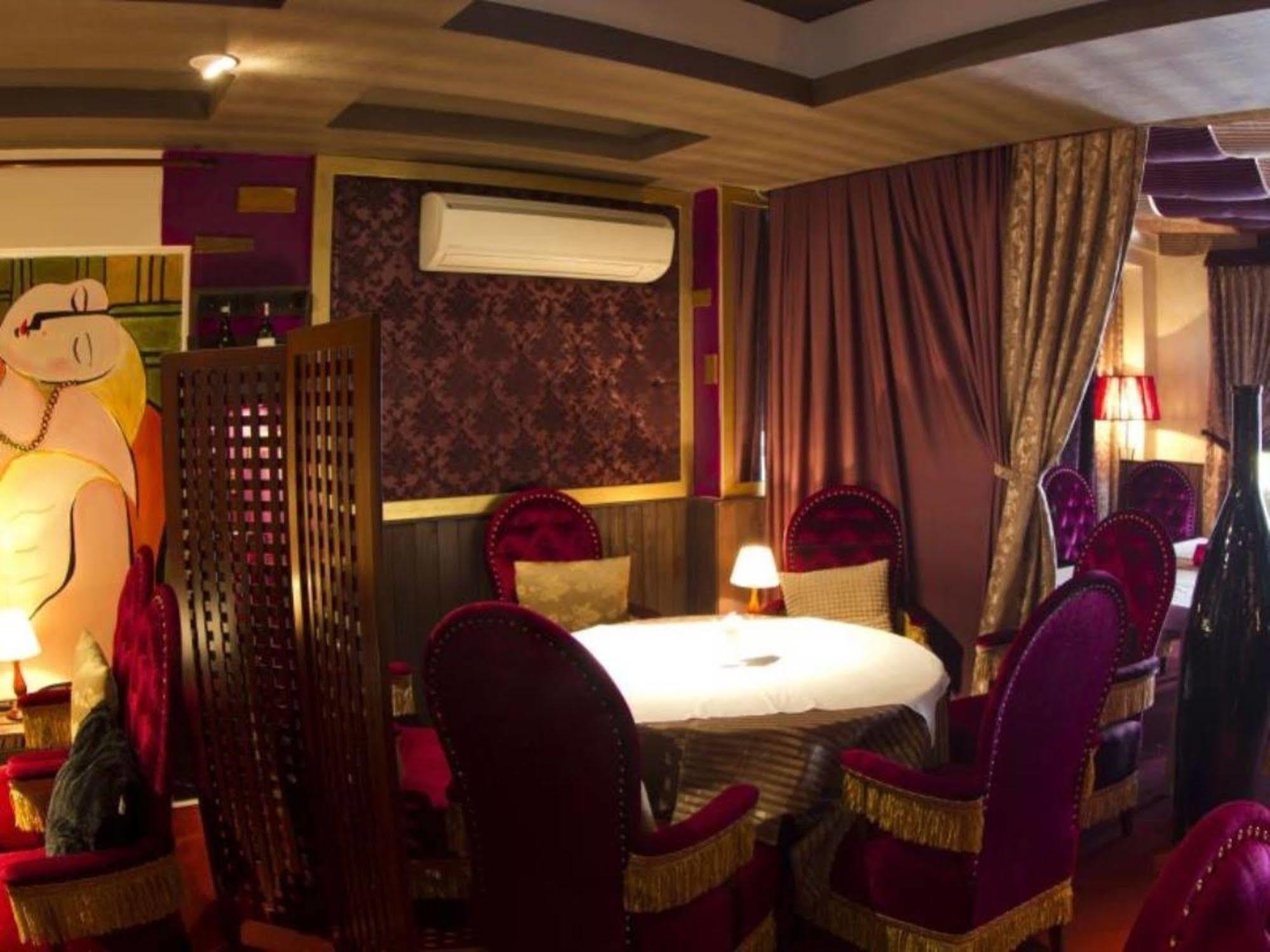 Crown Diamond Hotel - Phu My Hung District 7 Ho Si Minh-város Kültér fotó