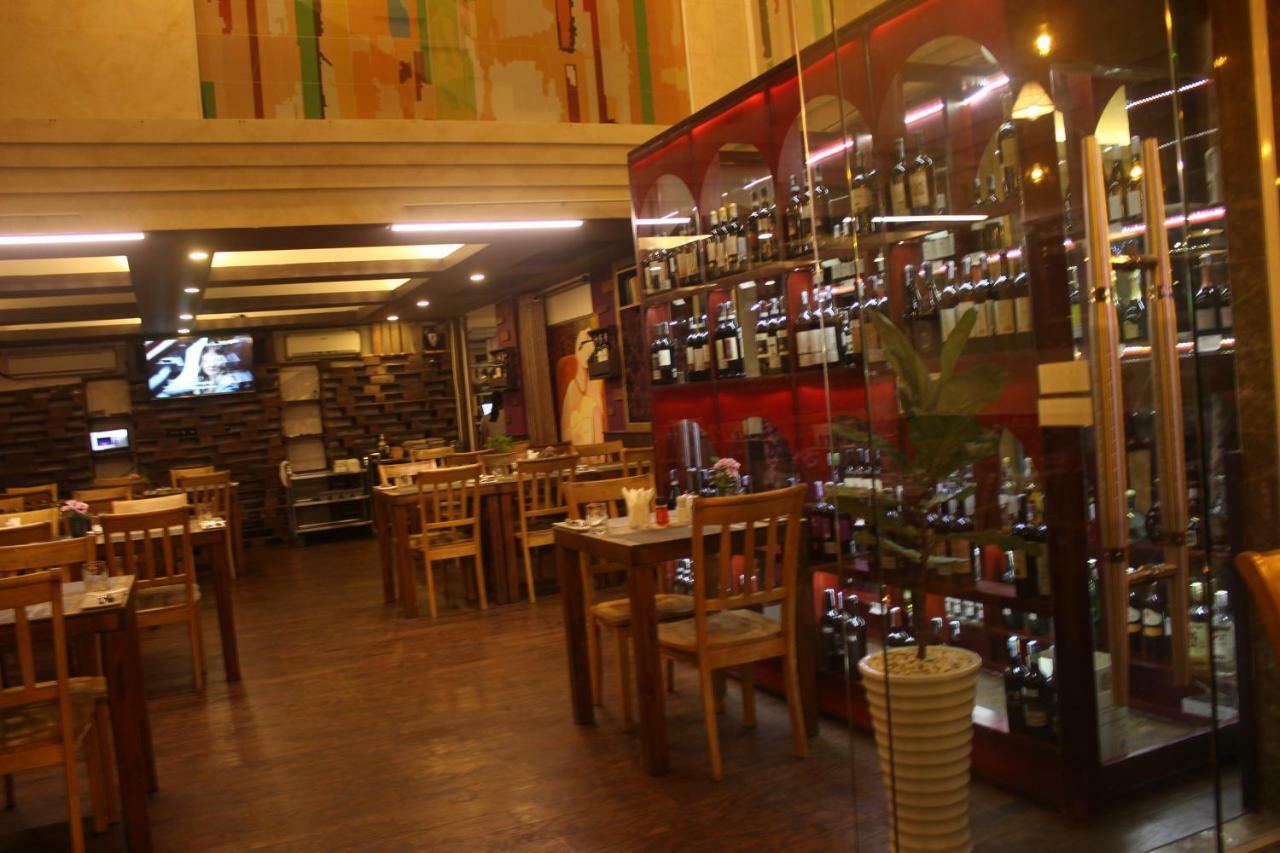 Crown Diamond Hotel - Phu My Hung District 7 Ho Si Minh-város Kültér fotó